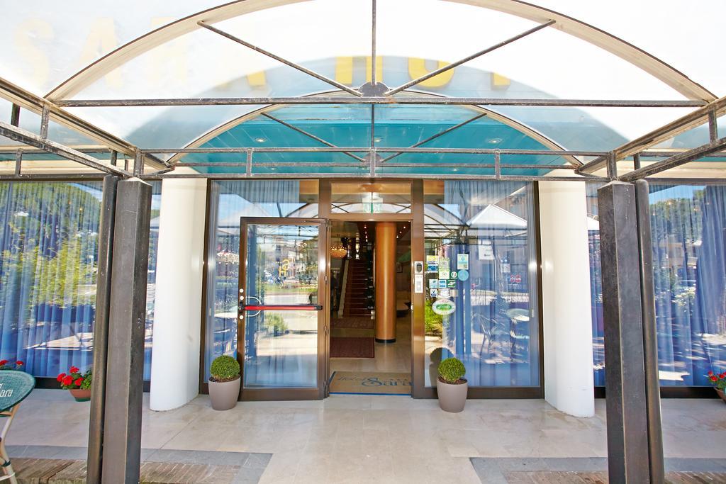 קאורלה Hotel Sara מראה חיצוני תמונה