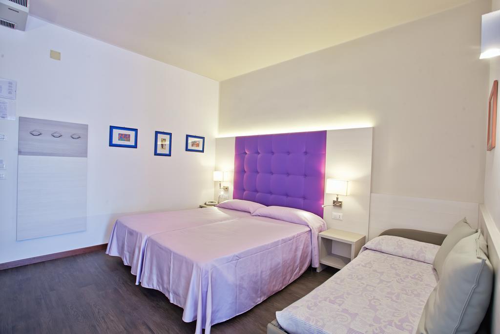 קאורלה Hotel Sara חדר תמונה