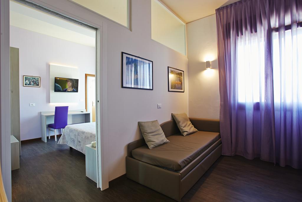 קאורלה Hotel Sara חדר תמונה