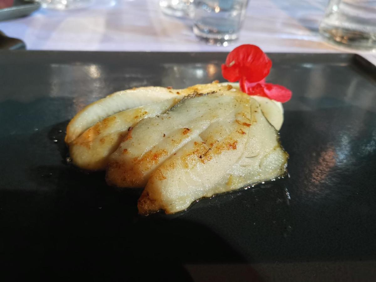 קאורלה Hotel Sara מראה חיצוני תמונה