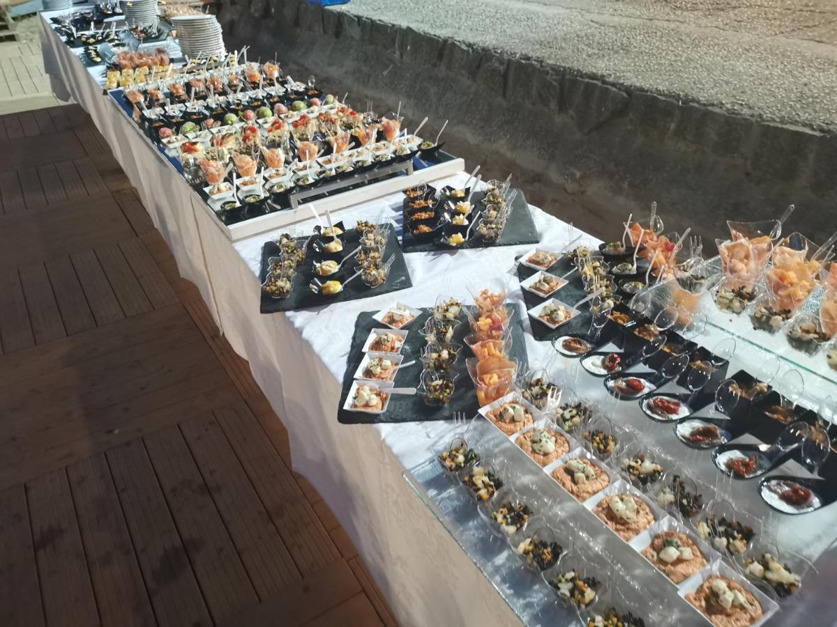קאורלה Hotel Sara מראה חיצוני תמונה